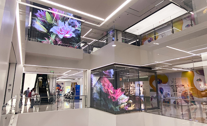 北京五路口购物广场LED通明屏项目